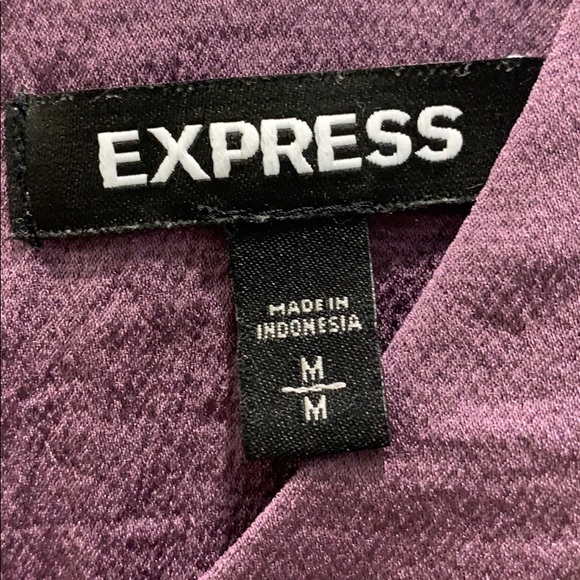 Express Balloon, Cold Shoulder sleeve top - Picture 3 of 4